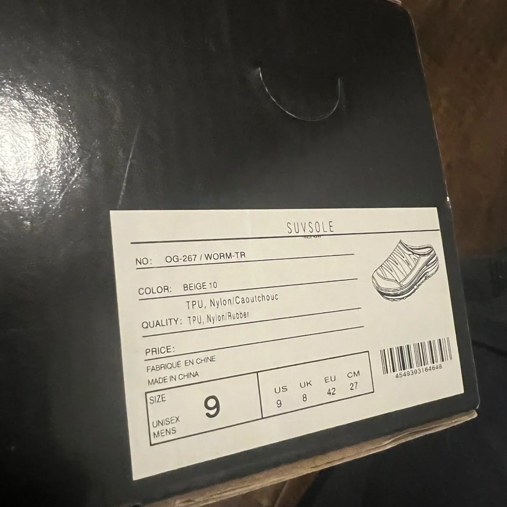 SUVSOLE Slip On - Picture 7 of 7